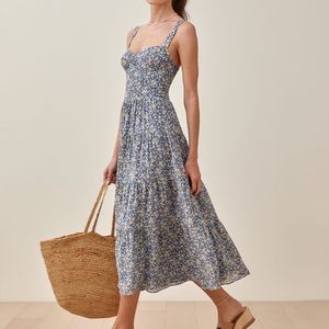 Reformation Aviva maxi dress in Wallflower